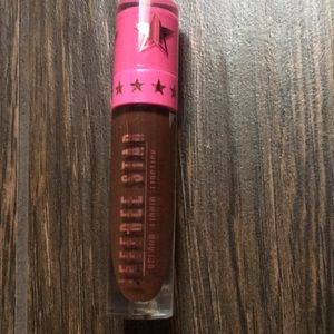 Jeffree Star velour liquid lip